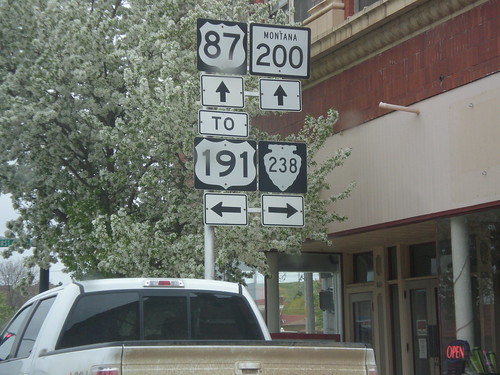 sign montana intersection shield lewistown us191 mt200 us87 mts238