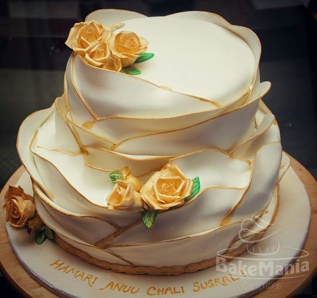 Cake by Saroop Shahid of Bakemania Creations