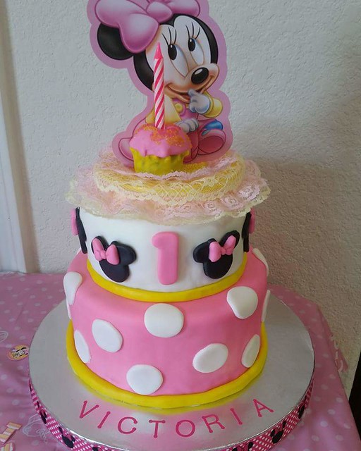 Minnie Mouse Birthday Cake by Jennifer Elaine Nieto Gomez
