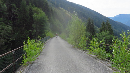 mw1504 20082016 bike biketour salzburg kärnten austria österreich trekkingbike trekkingbiketour fitnessbike longrun klagenfurt lindwurm