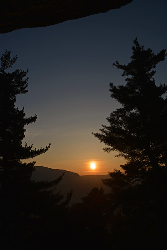 sunrise sonnenaufgang elbsandsteingebirge zirkelstein sandsteiner