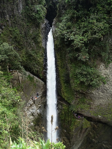 cascada pailon del diablo baños ecuador ruta de las cascadas corredor pastaza agua santa