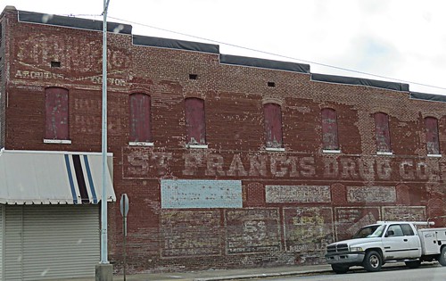 downtown smalltown brick vintagesigns ghostsigns blytheville arkansas