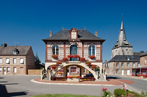 hôteldeville mairie placedelamairie saintnicolasdaliermont torcylegrand